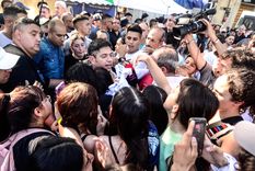 Kicillof junto a las Madres de Plaza de Mayo Kicillof junto a las Madres de Plaza de Mayo