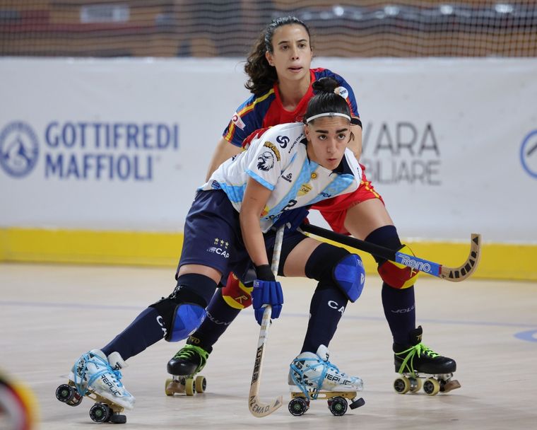 Las Águilas perdieron ante las españolas y no pudieron retener el título conseguido en 2022. Foto: World Skate Games