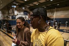 la hija de dennis rodman llega a la national womens soccer league