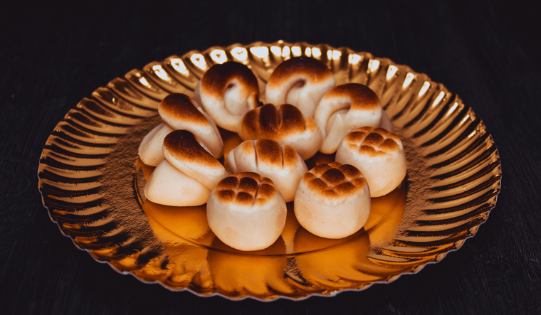 Cada convento conserva su propia versión secreta de la receta original. Cada convento conserva su propia versión secreta de la receta original.