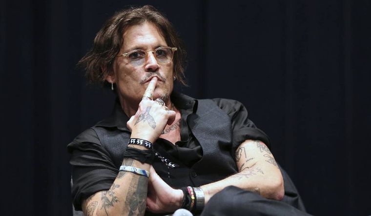 Johnny Depp y un particular hobbie.