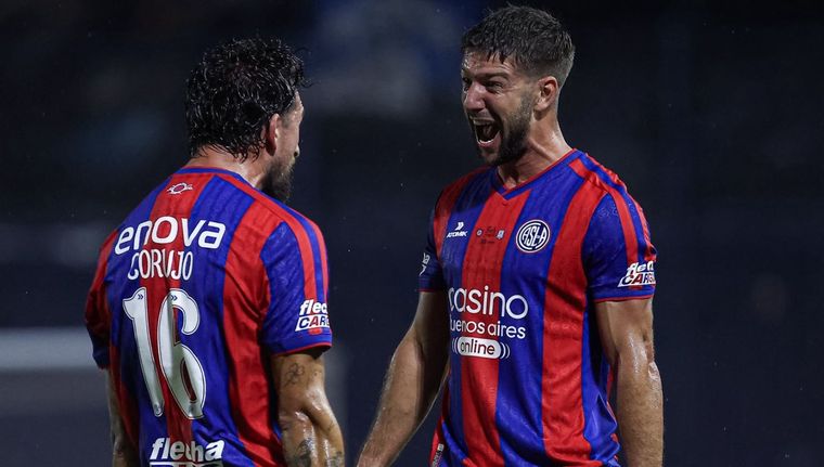 Luciano Vietto sufrió una distensión muscular del isquiotibial derecho y se perderá los últimos partidos del Apertura. Luciano Vietto sufrió una distensión muscular del isquiotibial derecho y se perderá los últimos partidos del Apertura.