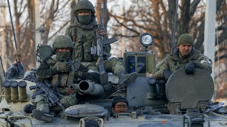 Las tropas rusas siguen ocupando Ucrania. Foto: Lowy.