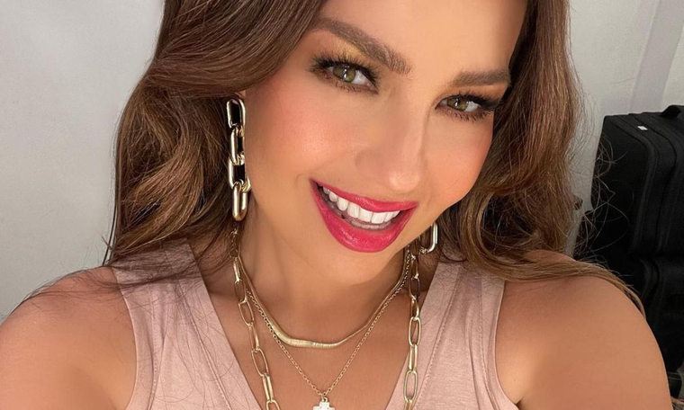 Thalía enamoró con un elegante look otoñal. Foto: Instagram/ Thalía