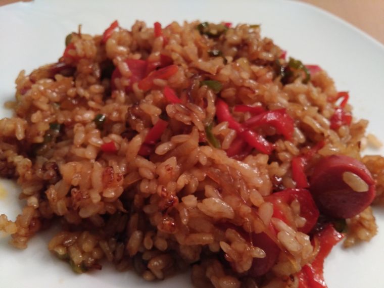 Arroz a lo pobre Una receta clásica para hacer en pocos minutos. Foto: Abadali