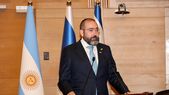 El embajador argentino en Israel, Axel Wahnish, participó del homenaje en la Knesset del atentado a la AMIA por primera vez en la historia. El embajador argentino en Israel, Axel Wahnish, participó del homenaje en la Knesset del atentado a la AMIA por primera vez en la historia.