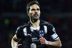 un jugador argentino fue despedido con mariachis y una serenata en mexico