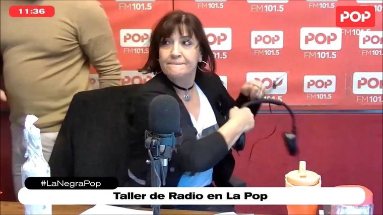 La Negra Vernaci, en el ojo de la tormenta Foto: Captura video Radio Pop