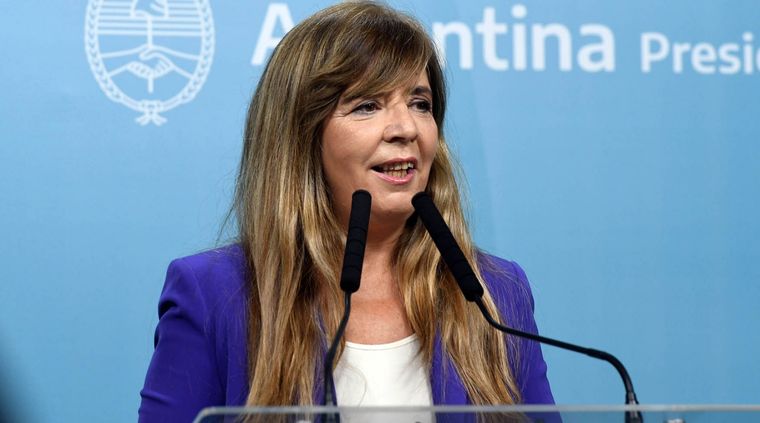 Gabriela Cerruti se volvió a volcar a sus redes para apuntar contra Javier Milei Foto: Télam