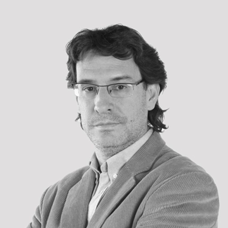 Cobos, Jaque y Macri, los padrinos de una campaña chata.