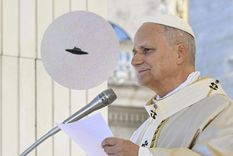 Según Christopher Lee, el Vaticano podría ser la institución más afectada en caso de que se confirmara que hay vida extraterrestre. Según Christopher Lee, el Vaticano podría ser la institución más afectada en caso de que se confirmara que hay vida extraterrestre.