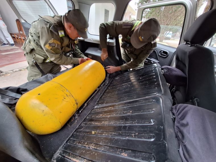 El tubo tenía paquetes de estupefacientes en su interior Foto: Argentina.gob.ar