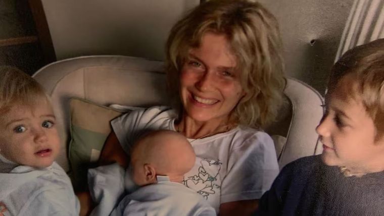 Maru Botana junto a alguno de sus hijos en una foto familiar. Maru Botana junto a alguno de sus hijos en una foto familiar.