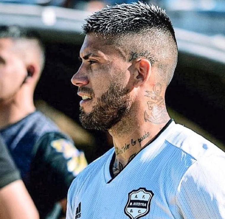 Milton Céliz, capitán de Deportivo Riestra