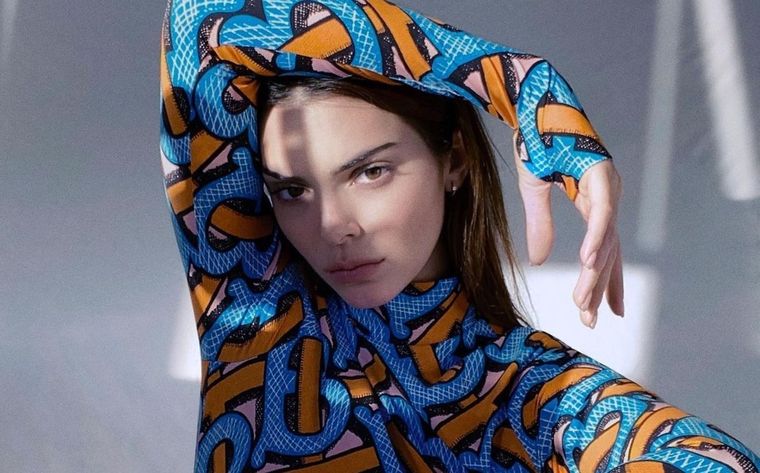 Kendall Jenner nos devela su secreto mejor guardado para lucir más alta. Foto: Milenio