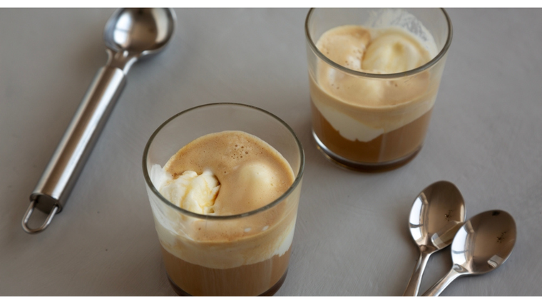 La receta de affogato nació en Italia como postre y bebida al mismo tiempo. La receta de affogato nació en Italia como postre y bebida al mismo tiempo.