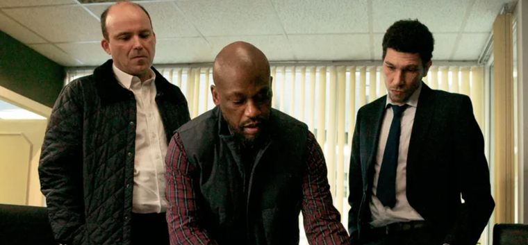 La película narra hechos reales sobre la vida de Dave Fishwick Foto: Netflix