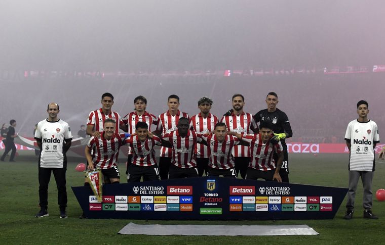 Estudiantes de La Plata se consagró campeón del Torneo Clausura y jugará la final del Trofeo de Campeones frente a Platense el próximo sábado.