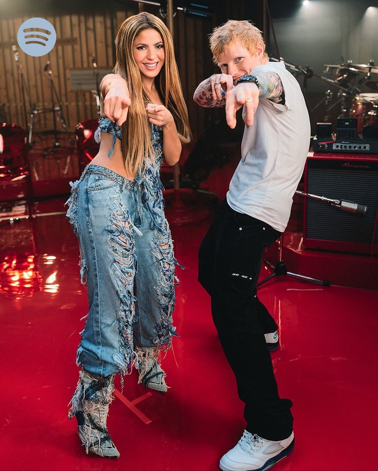 Shakira trabaja junto a Ed Sheeran y Beéle.