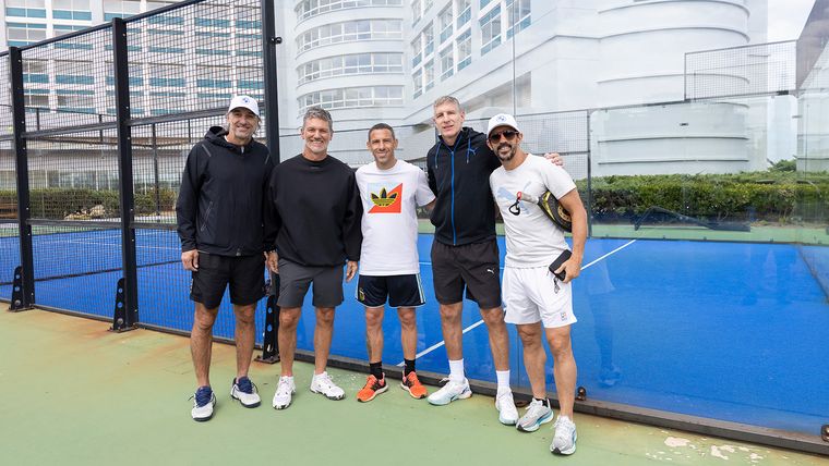 Rolando Schiavi, Leo Mateu, Maxi Rodriguez, Martín Palermo y José Chatruc. Rolando Schiavi, Leo Mateu, Maxi Rodriguez, Martín Palermo y José Chatruc.