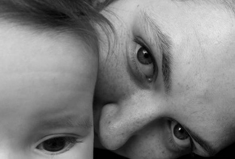 Ser madre no es un universal, como tampoco lo es ser mujer.