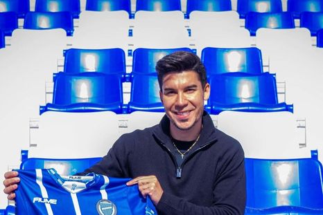 Pol Fernández volverá a vestir la camiseta del Tomba. Pol Fernández volverá a vestir la camiseta del Tomba.