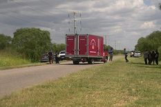 El cadáver estaba atado de pies y manos y con una bolsa en la cabeza