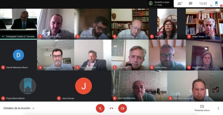 Una instantánea de la reunión.