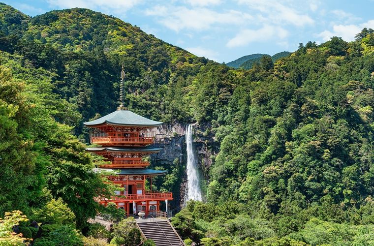 Miles de senderistas y peregrinos recorren los caminos de Kumano Kodo Foto: Shutterstock