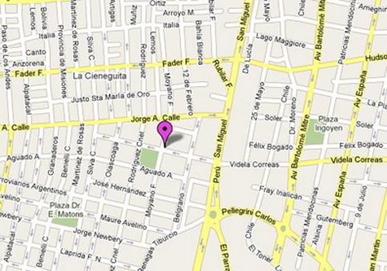 En calle Francisco Moyano está ubicado el departamento saqueado. Foto: Google Maps