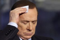 piden cinco anos de carcel para berlusconi por presunto soborno