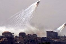 bomba de fósforo blanco Las bombas de fósforo blanco son usadas en Ucrania. Foto: Efe.