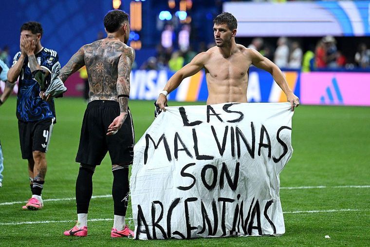 La AFA podría enfrentar sanciones por los hechos que sus jugadores protagonizaron durante el Mundial.