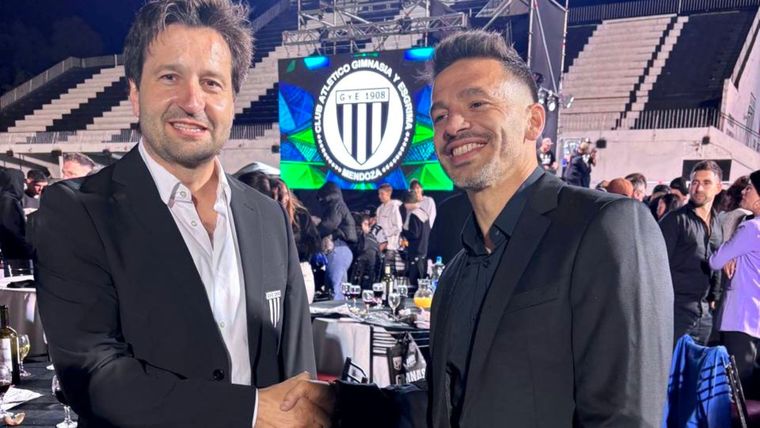 Fernando Porretta, presidente de Gimnasia y Ariel Broggi, el DT.&nbsp;