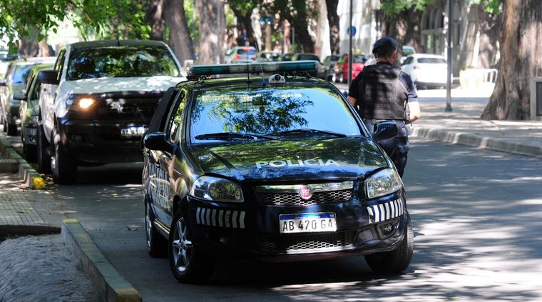 La policía llegó al lugar, pero el joven ya se encontraba sin vida Foto: ALF PONCE / MDZ