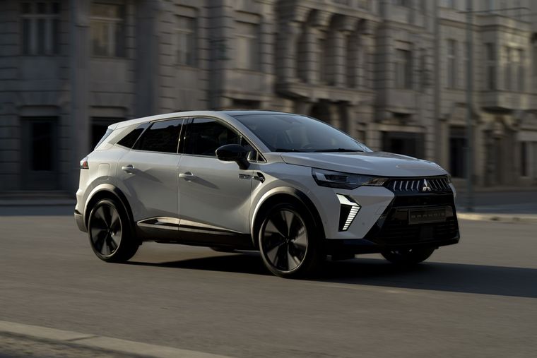 El nuevo Mitsubishi Grandis integra propulsores MHEV y HEV para maximizar el rendimiento sin olvidar nunca la eficiencia.