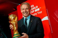 Jürgen Klinsmann apuntó contra los manejos del fútbol italiano. Jürgen Klinsmann apuntó contra los manejos del fútbol italiano.