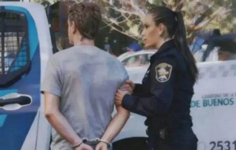 Lo acusan de encerrar a su madre en una cámara frigorífica para robarle 30 millones de pesos.