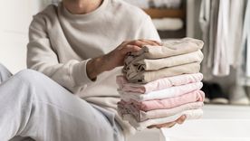 Los repasadores acumulan grasa y manchas con el uso diario en la cocina. Foto: Archivo Los repasadores acumulan grasa y manchas con el uso diario en la cocina. Foto: Archivo