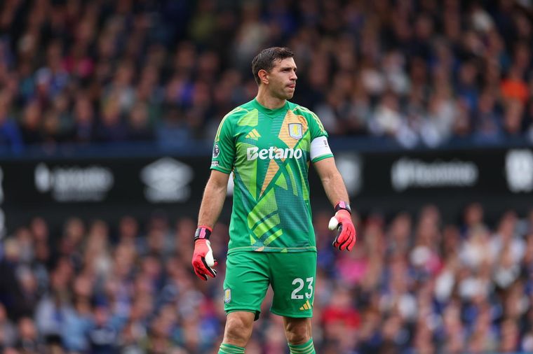 Emi Martínez pasó de ser subcapitán en Aston Villa a ni siquiera estar en consideración para ese rol. Foto: @emimartinezz1 Emi Martínez pasó de ser subcapitán en Aston Villa a ni siquiera estar en consideración para ese rol. Foto: @emimartinezz1