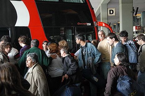 El Gobierno convocó a una nueva licitación para avanzar con la renovación de la terminal de ómnibus de Retiro. El Gobierno convocó a una nueva licitación para avanzar con la renovación de la terminal de ómnibus de Retiro.