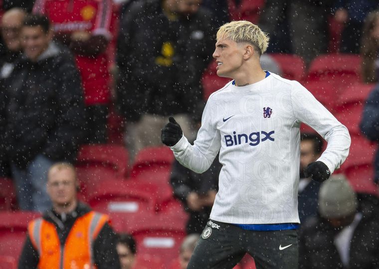 Alejandro Garnacho no fue bien recibido por los hinchas del United en su regreso a Old Trafford.