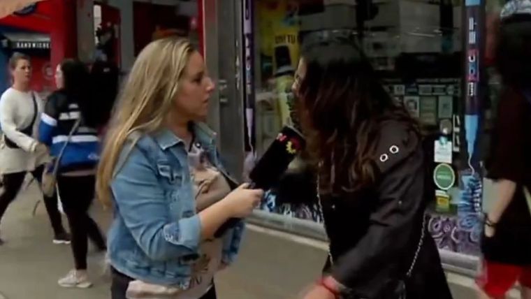 Paula Bernini fue violentamente increpada durante un móvil Foto: Captura de video TN