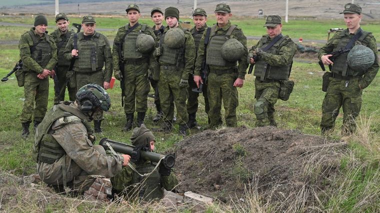 Los reservistas ya están listos para trasladarse a Ucrania. Foto: TheJapanTimes.