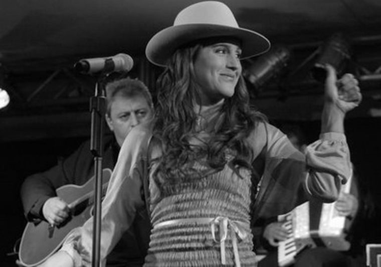 Soledad ofreció un minishow para presentar su nuevo disco.