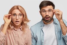 Este es el truco infalible para arreglar tus lentes sin gastar de más. Foto: Freepik