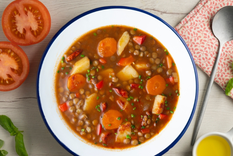 Receta de guiso de lentejas para días fríos