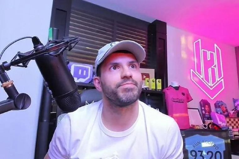 El Kun habló de Boca y la Copa Libertadores.