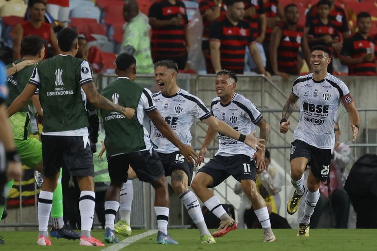 Euforia: el Ferroviario dio el gran golpe de la Copa en el Maracaná. Foto: EFE