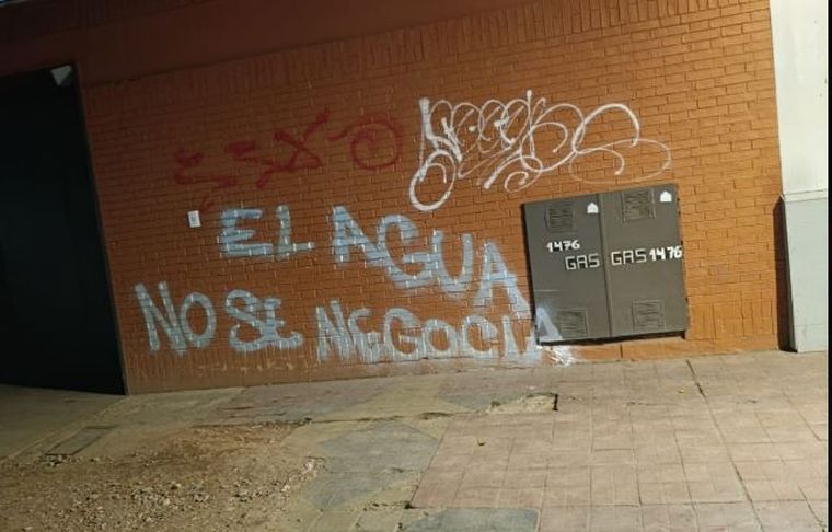 El Gobierno provincial denunció hechos vandálicos en la marcha contra el proyecto San Jorge. 